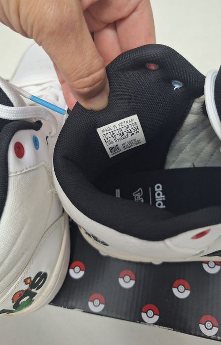 Adidas Pokemon Mid Original, marimea 38