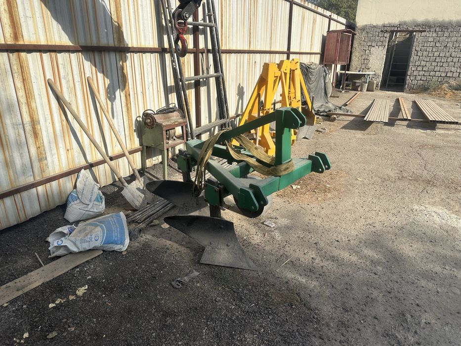 Сельхоз машины плуги чизеля зубовая борона