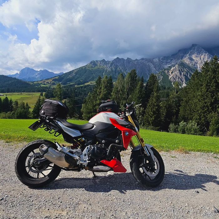 BMW f900r an 2021