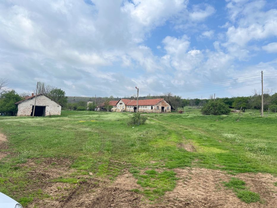 Продава се Промишлена сграда в Сухиндол - 15000 кв.м за 12 €/кв.м - Снимка #4