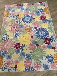 килим - цветя
