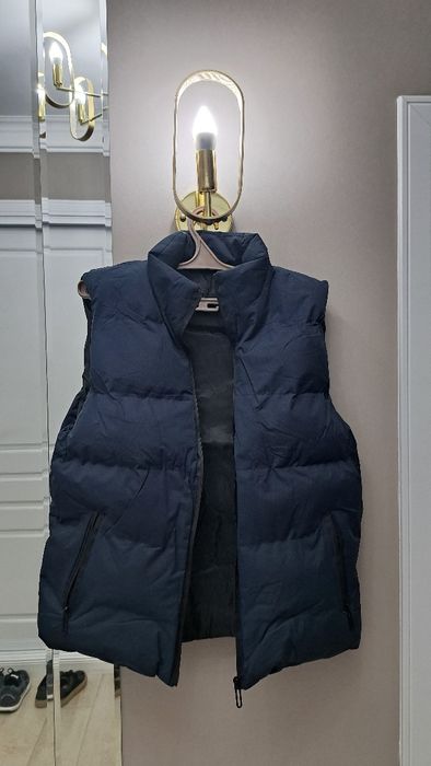 Жилеты УНИ новые,  46, 48