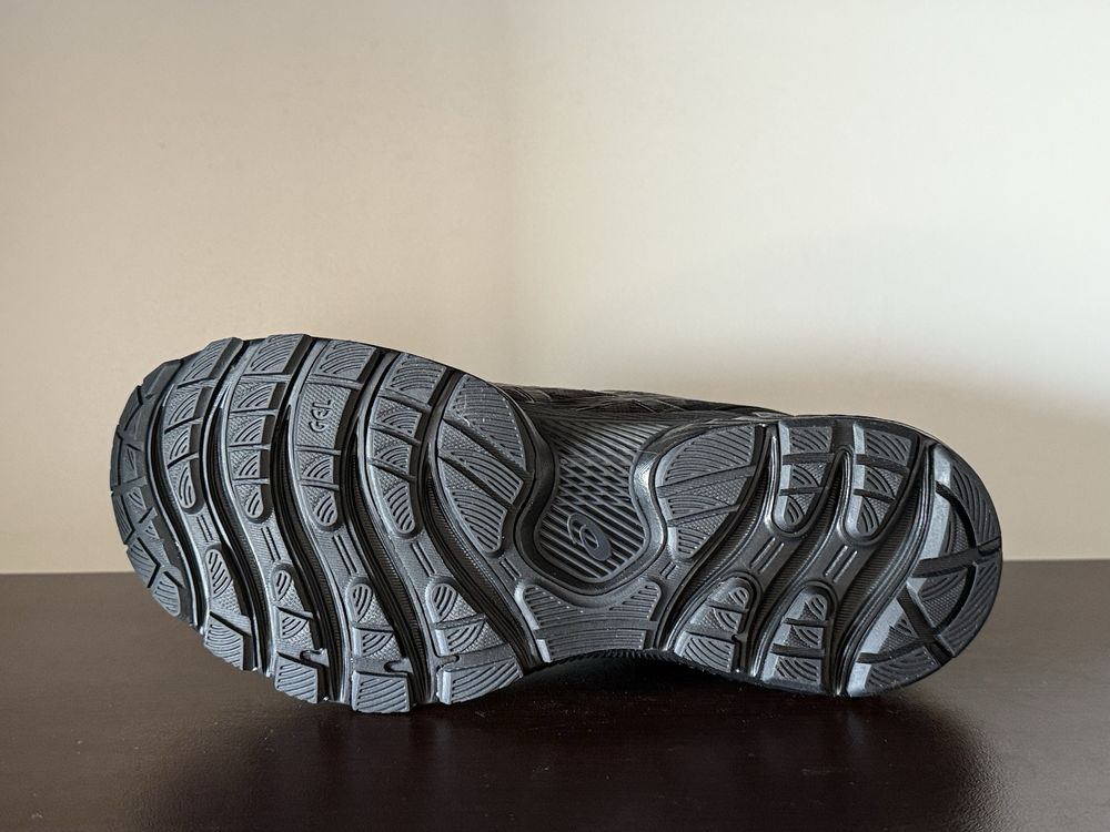 Asics GEL-NIMBUS 22/ 40номер 25см Стелка Нови с Кутия