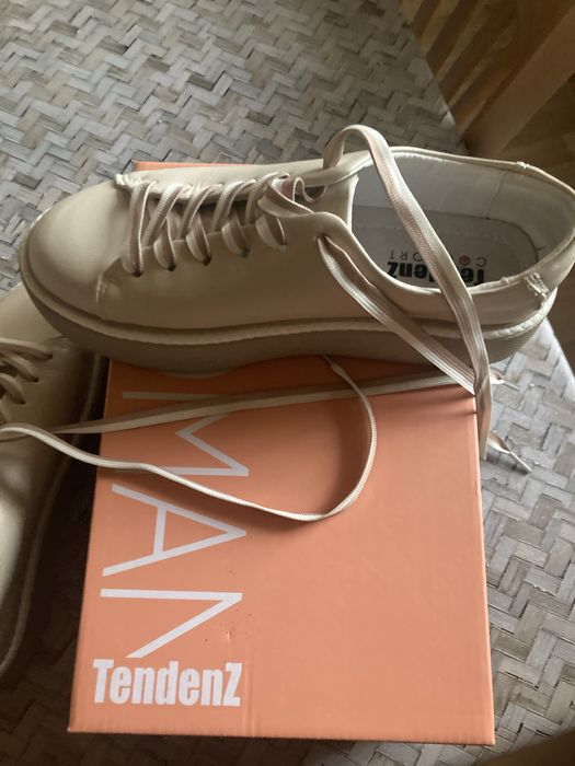 Нови дамски обувки 38 номер