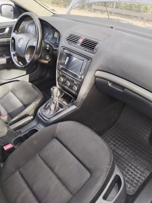 Продавам Автомобил