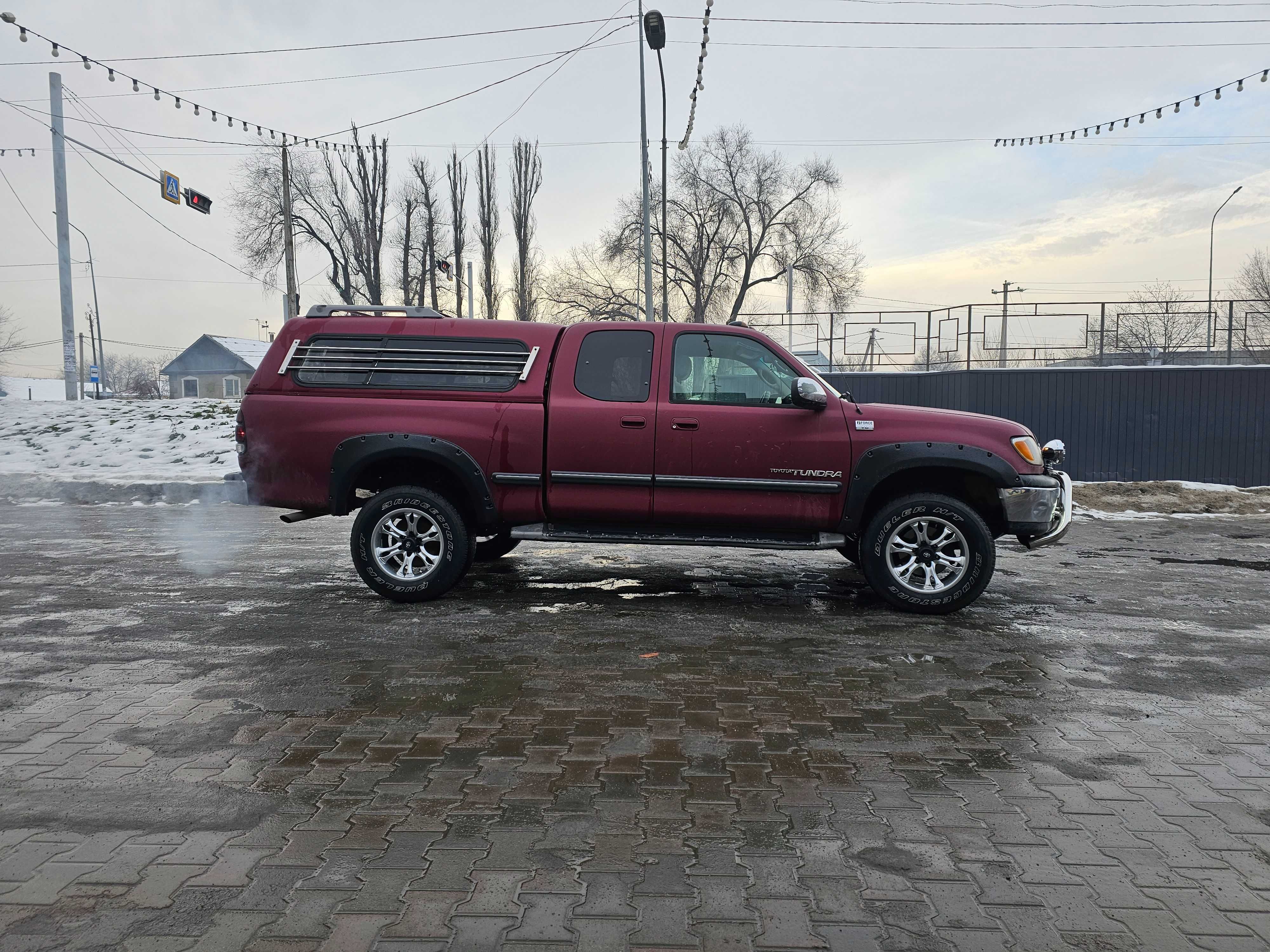 Toyota TUNDRA 2001