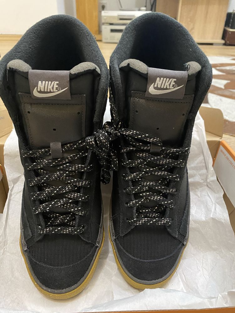 NIKE високи кецове FB8891 001