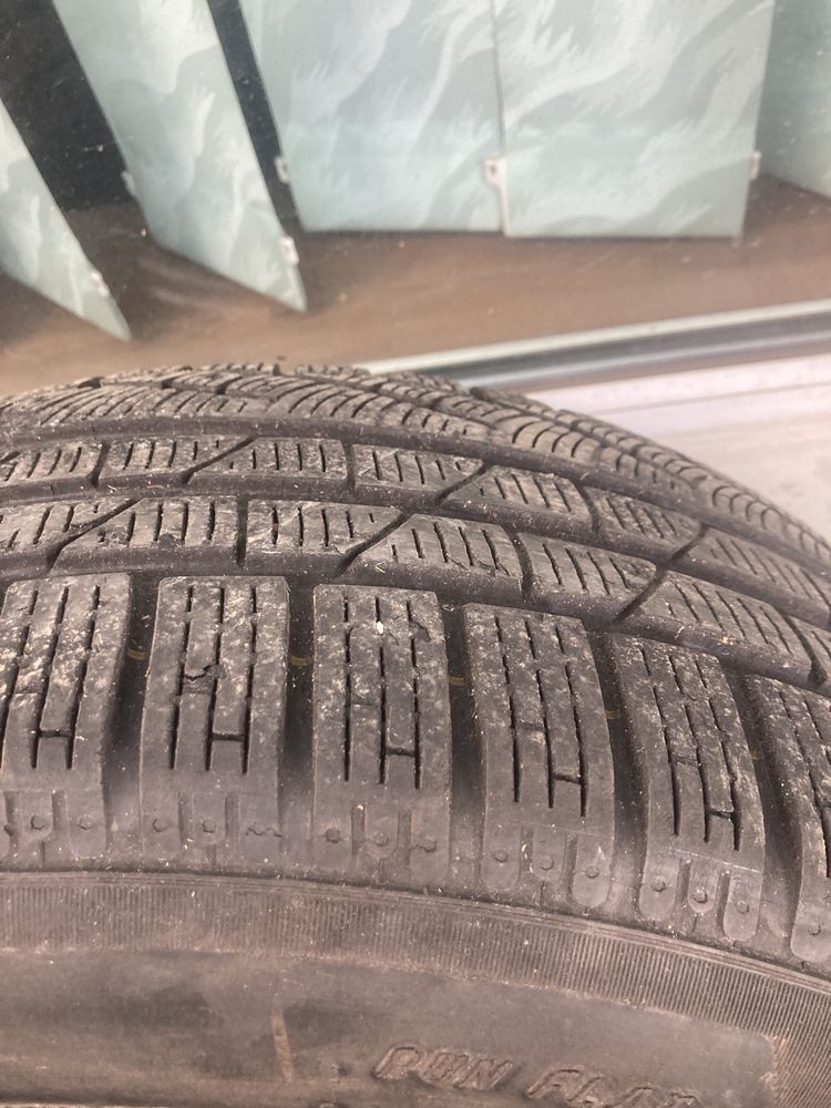 Гуми 225/45 R17 Pirelli Sottozero