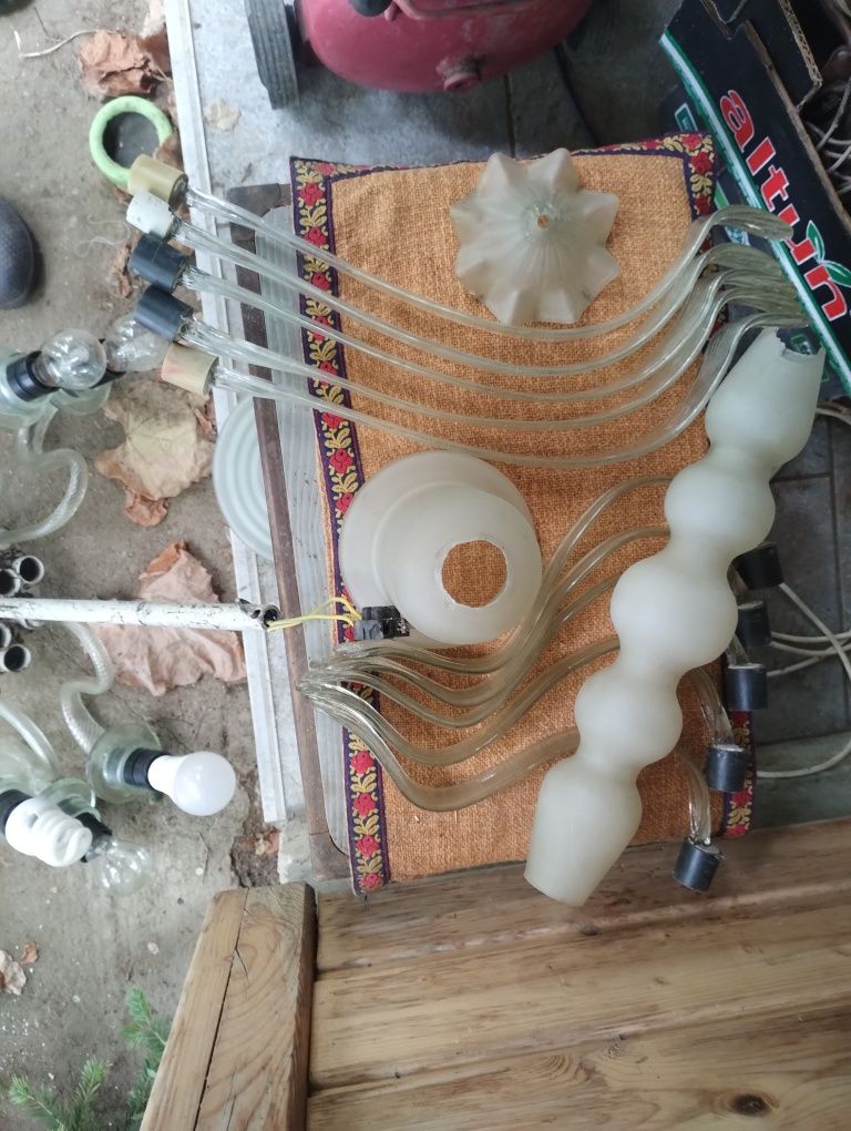 Vand candelabru din sticla cu toate piesele