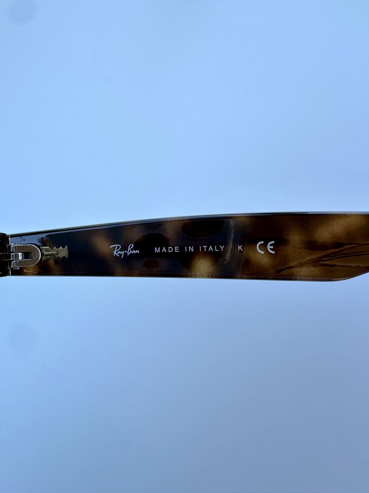 Ray Ban RB2132 Wayfarer Резервиран!