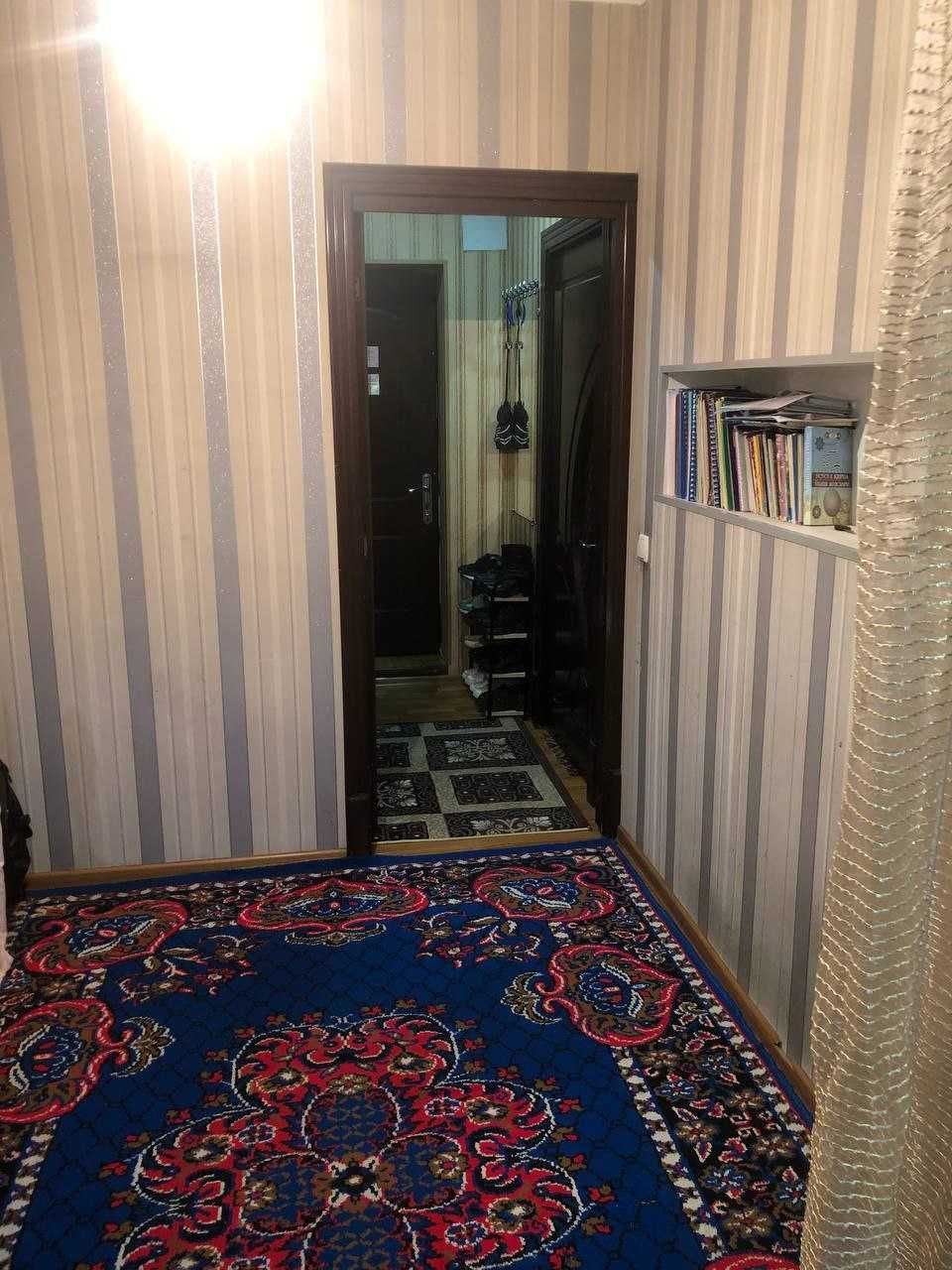 Набийевда 1 хона 2 хона клинган 1.5га 3 балкони бор йулли йузи
