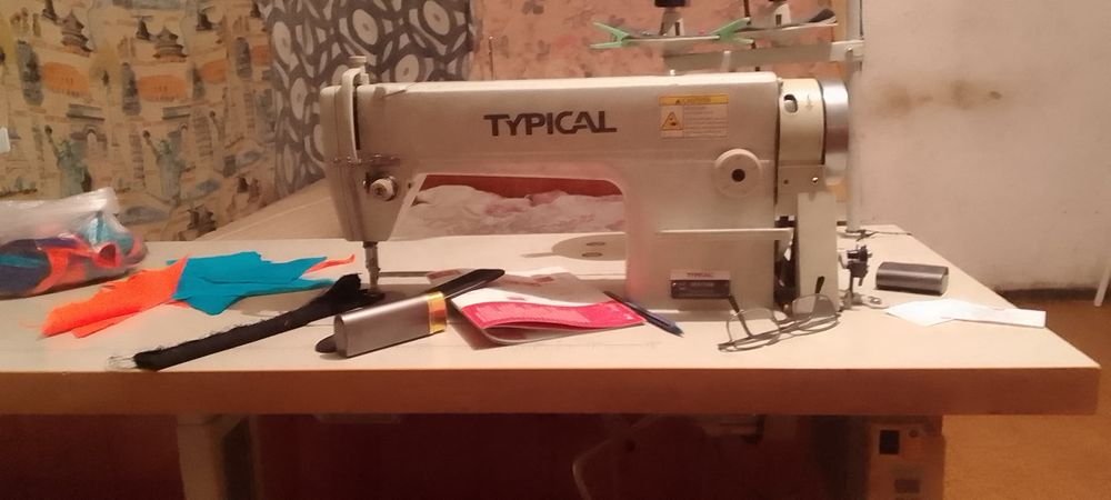 Швейная машинка промышленная