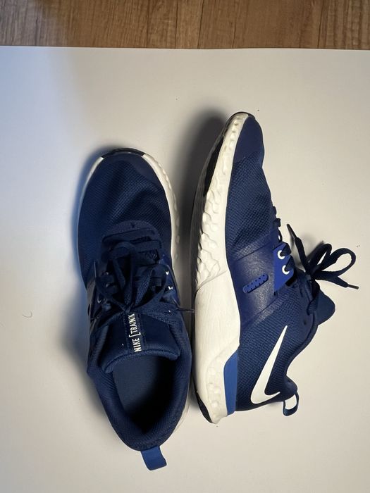 Маратонки Nike размер 43