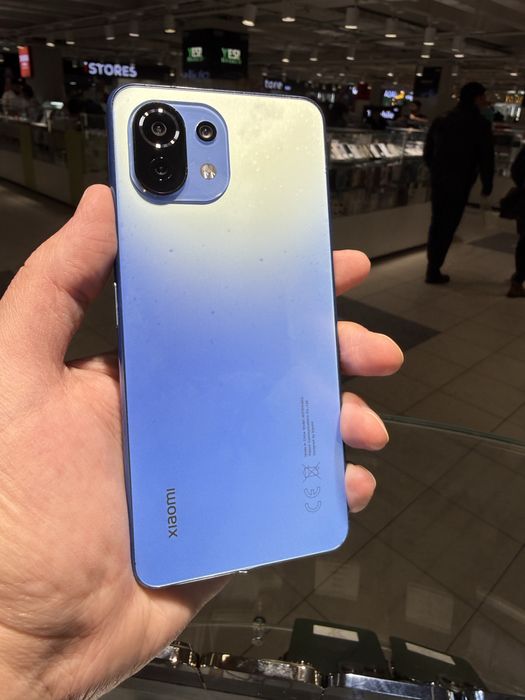Xiaomi Mi 11 Lite 8/128Gb в идеале