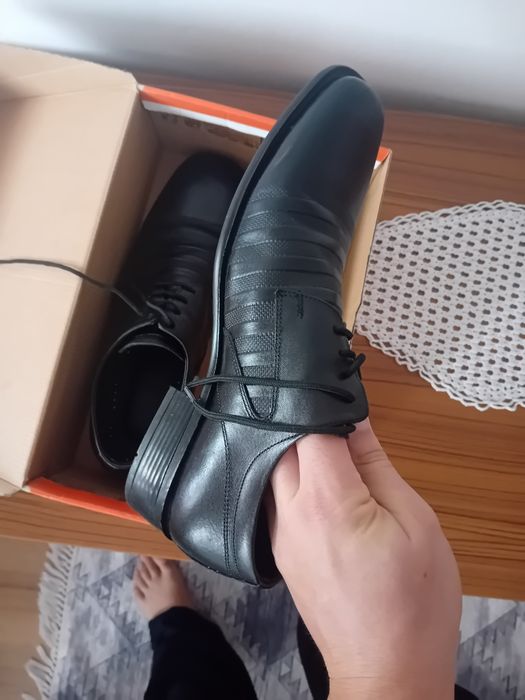 Обувки 41 номер чисто нови