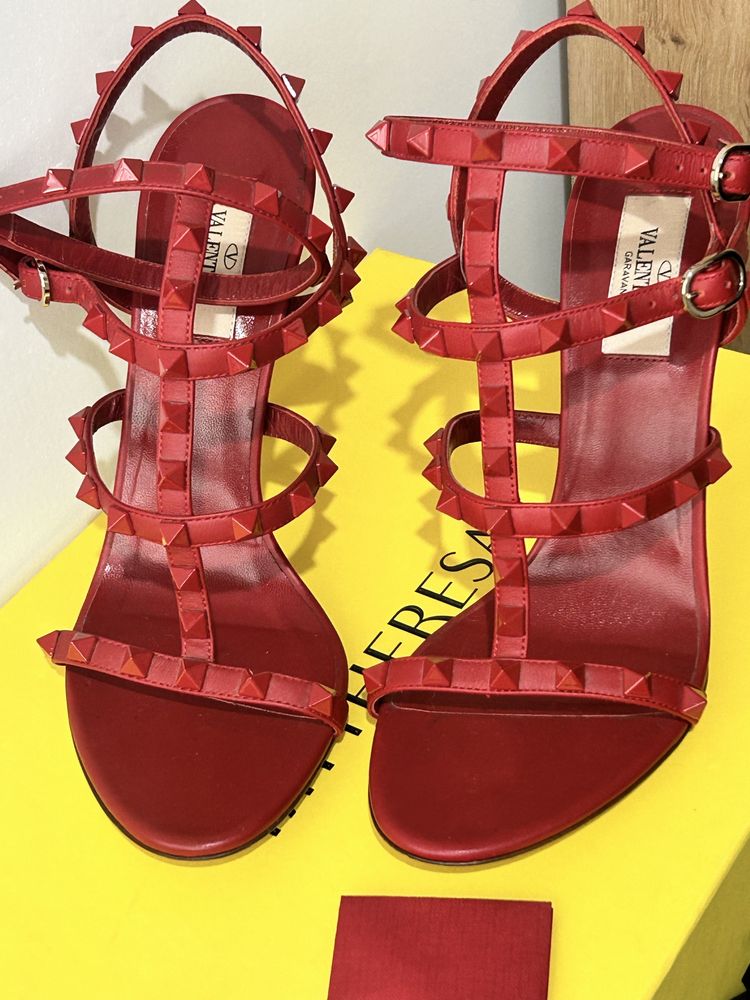 Sandale rare Valentino Garavani