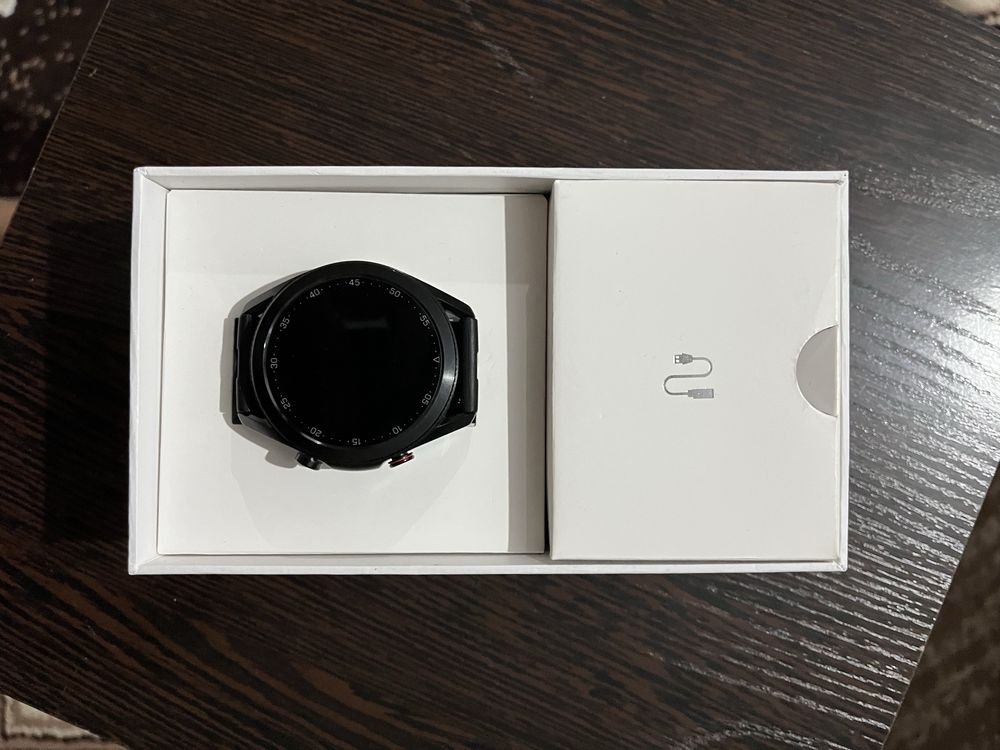 Продам срочно смарт часы WIWU Smart Watch SW02BLK