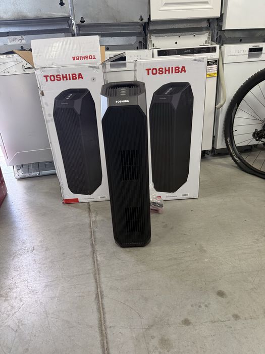 Продавам въздухопречиствател Toshiba