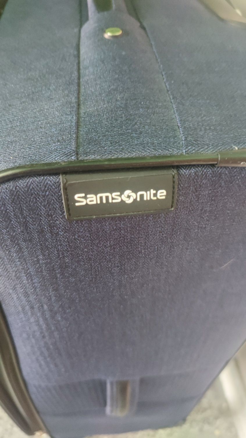 Голям куфар SAMSONITE