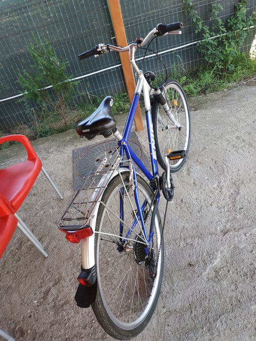 Vând bicicleta in stare foarte bună, roți pe 28", Revizie recentă