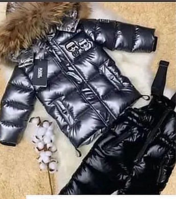 Зимний комбинезон Moncler