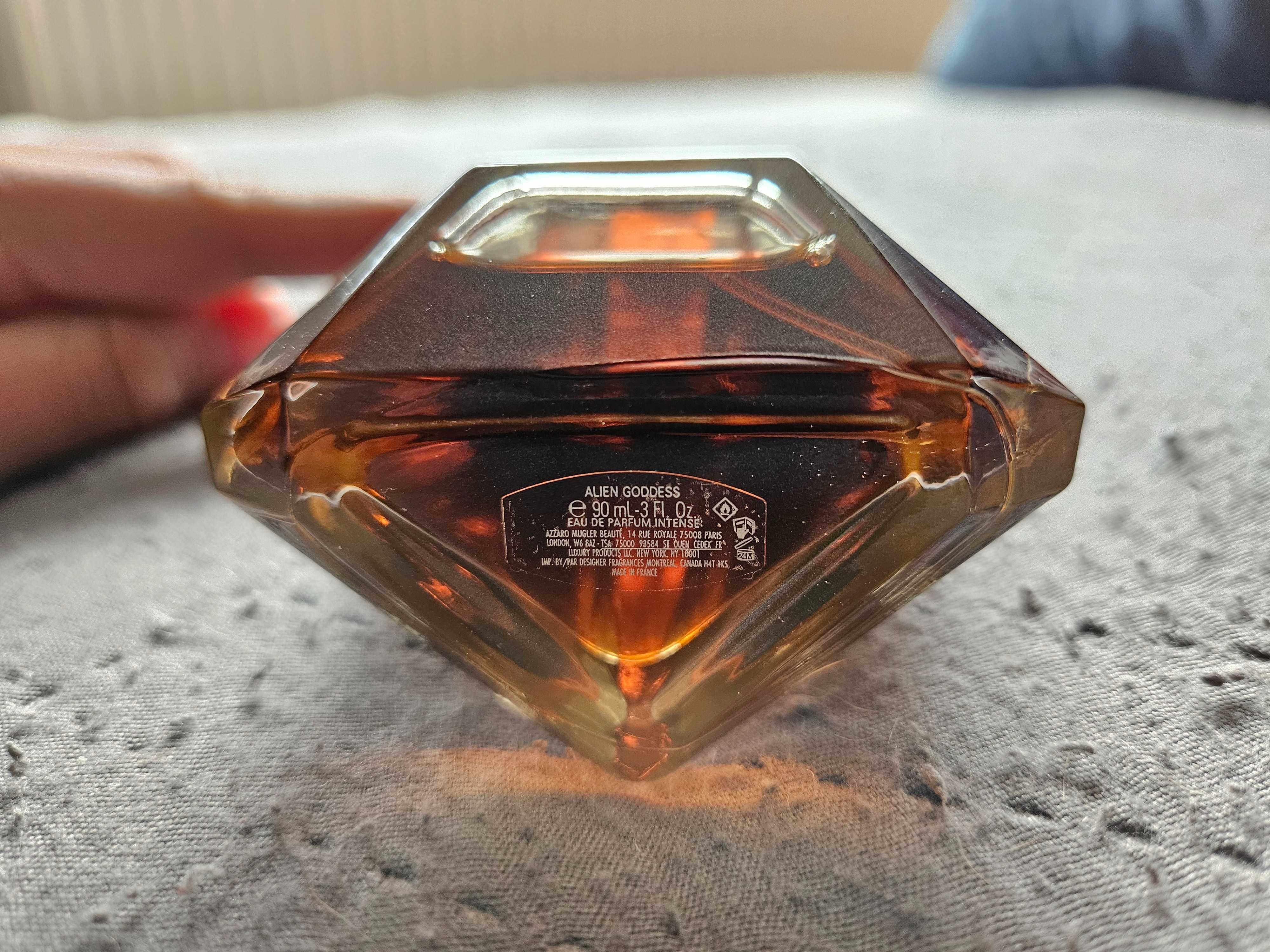 Hugo boss the scent 50 ml и alien mugler 90 ml