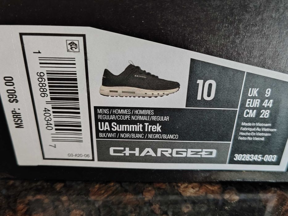 Пумаsoft foam plus и Адидас оригинални чист нови