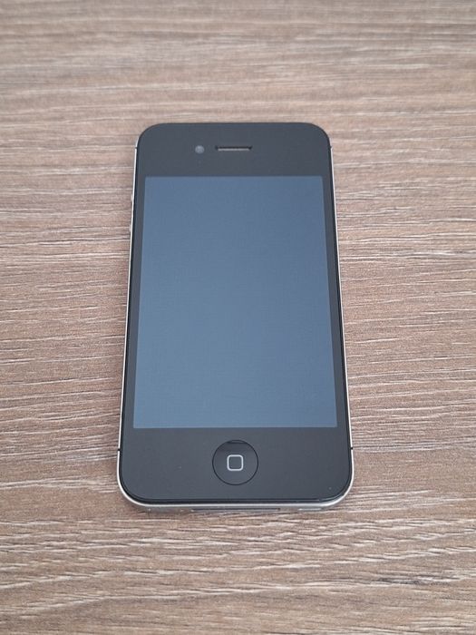 Telefon Apple Iphone 4S Black 16 GB Blocat Icloud Pentru Piese