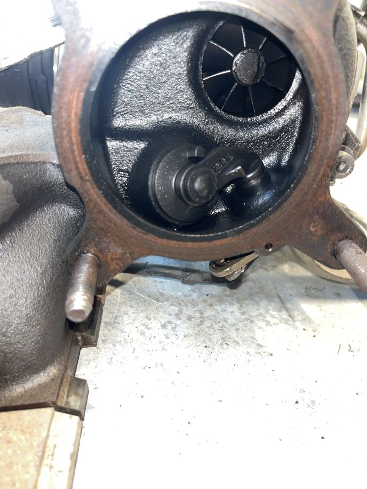 Turbina VW Tiguan 2.0 TSI COD: 06J145702K ccza