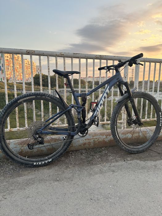 giant stance 2 (2021)