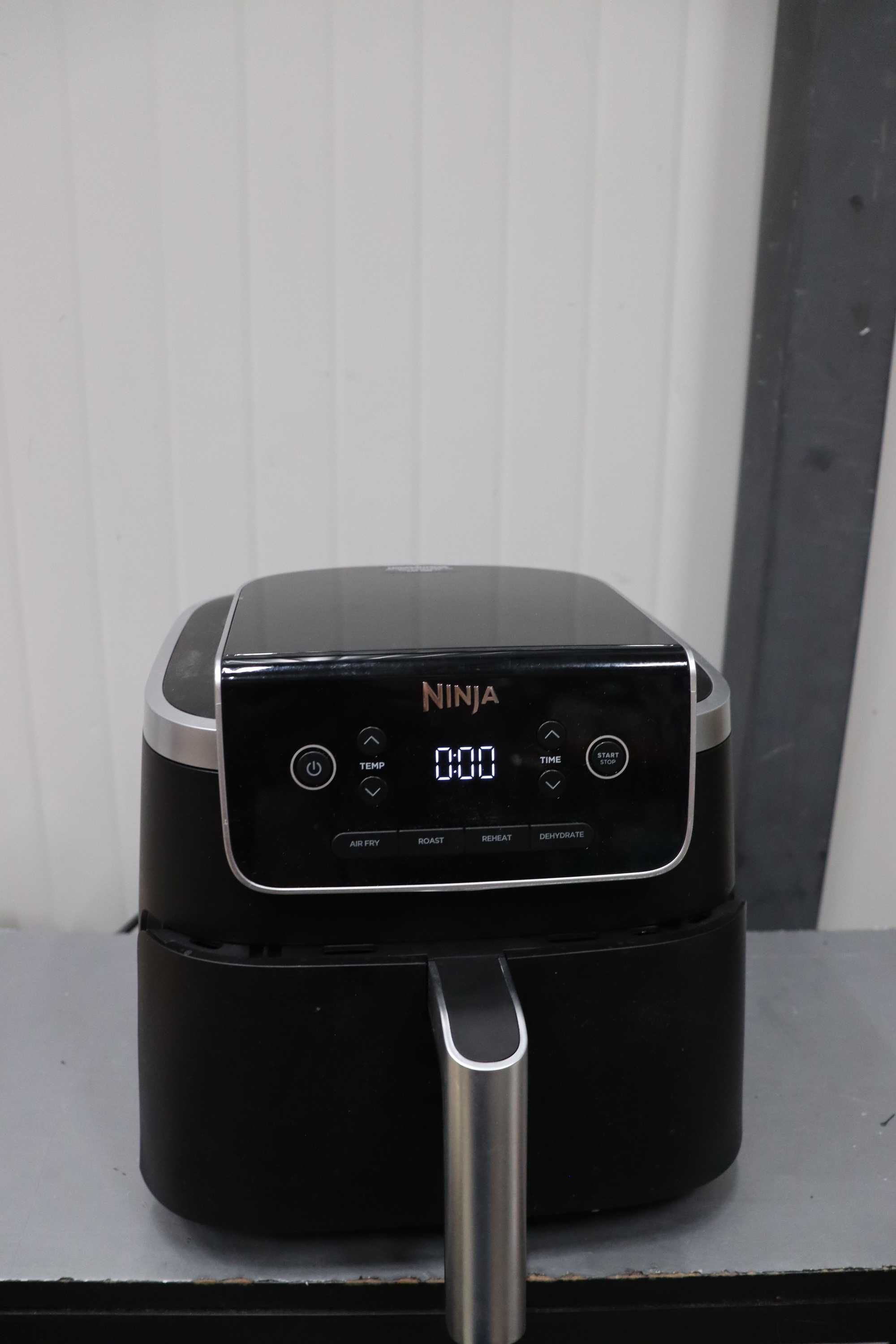 Фритюрник с горещ въздух NINJA AF140EU