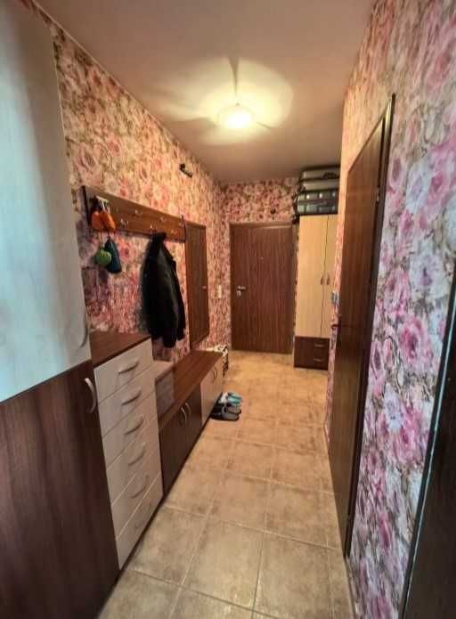 Продава 3-СТАЕН град София, Красна поляна 1