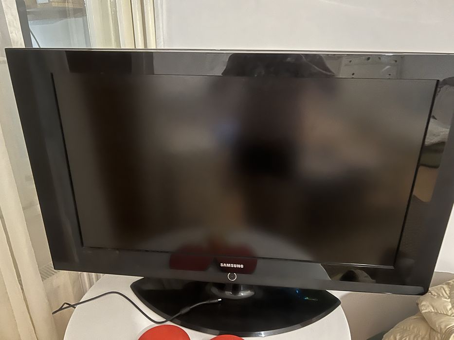 Televizor Samsung 100 cm