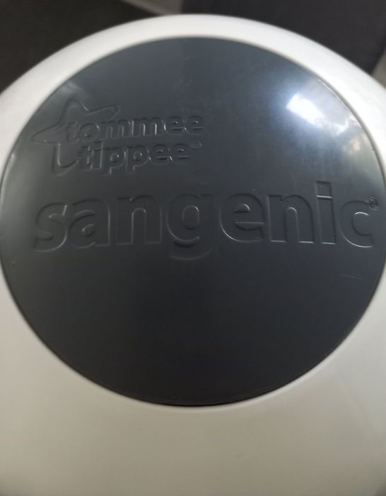 Кош за памперси Tommee Tippee Sangenic