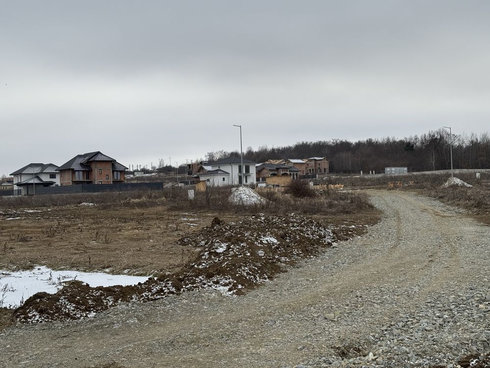 Vand teren pentru constructie bloc