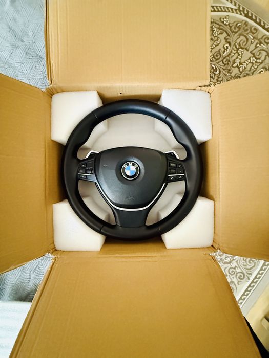 Продается оригинал руль бмв f10