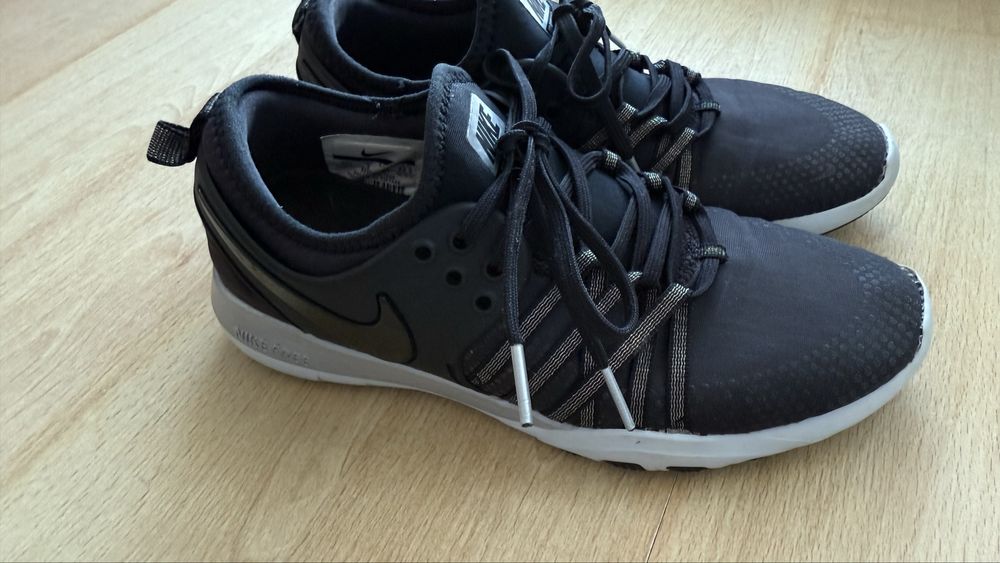 Nike Маратонки оригинални