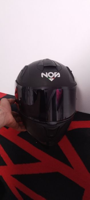 Vând sau schimb cască NOS NS10