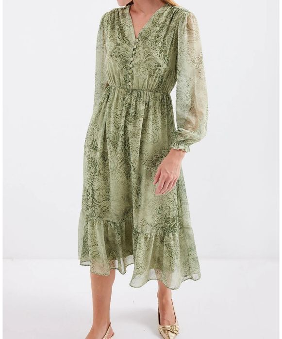 Rochii midi elegante