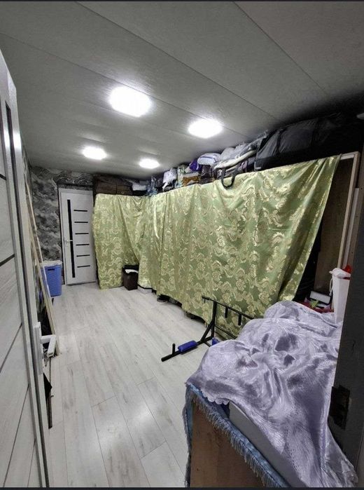 4 хоналик квартира 2 этаж конечка, янги бозор