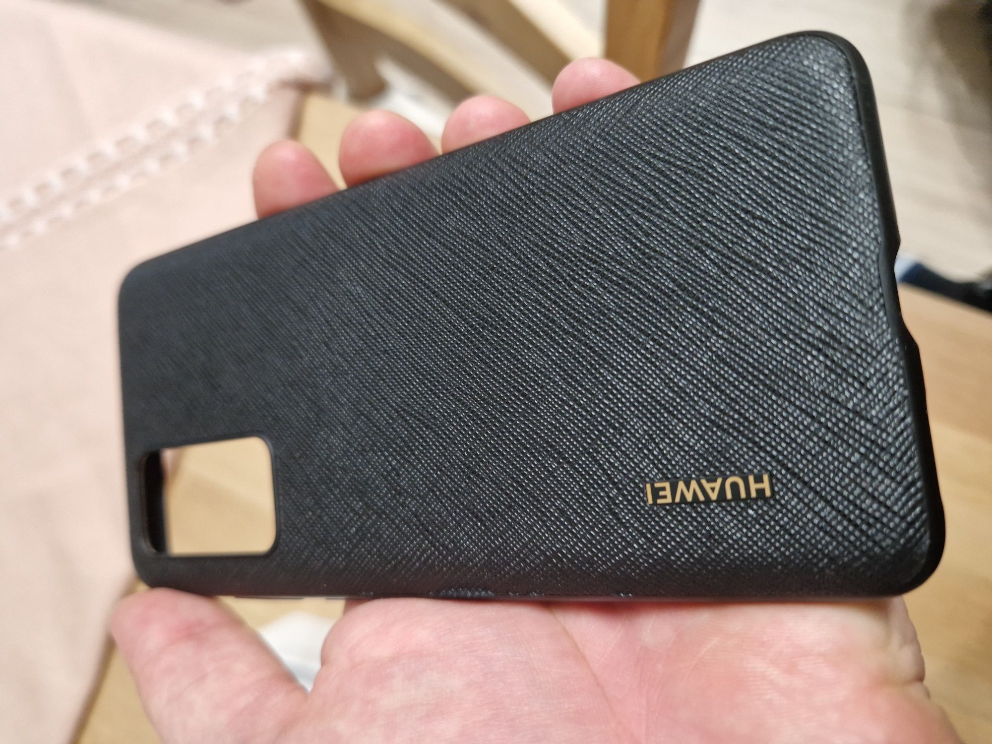 Оригинален кейс за huawei p40 и кутия оригинална