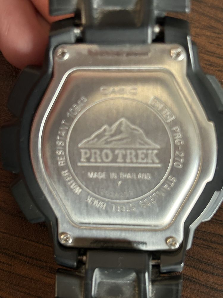 Спортен мъжки часовник CASIO PRO TREK PRG-270-1ER