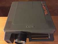 Sony LCD - Data & Video Projector VPL-V500 & suport pentru tavan