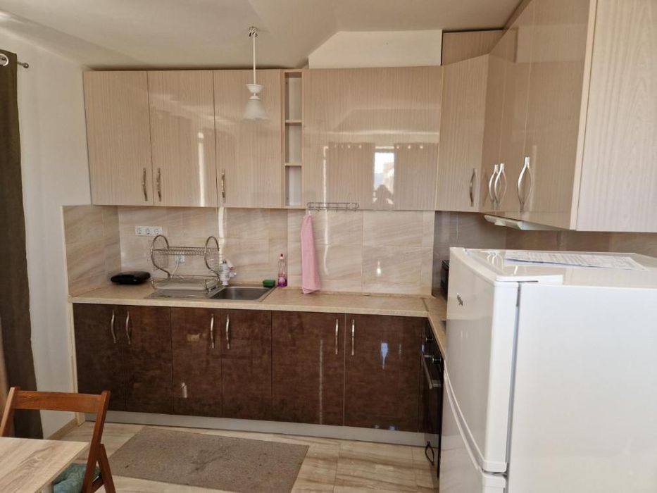 Дава се под наем Двустаен апартамент в Варна, Гръцка махала - 50 кв.м за 750 € - Снимка #1