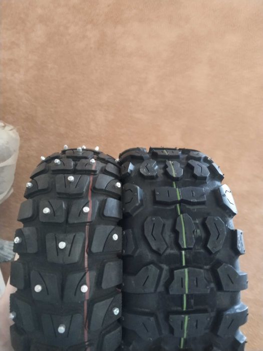 Новая резина,  и седло  на электросамокат, крыло для kaabo дешево