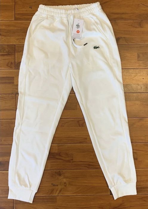 Pantaloni lacoste barbati