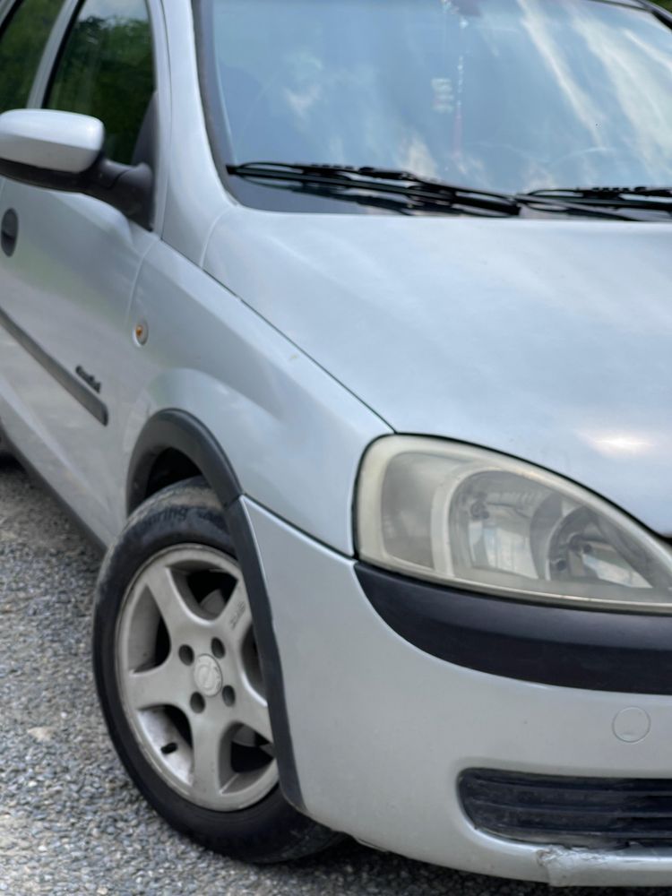 Opel corsa C 2002 1.7CDTI