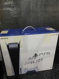 PlayStation 5, 825 гб