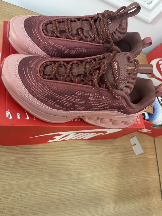 Nike  calitate superioara model nou