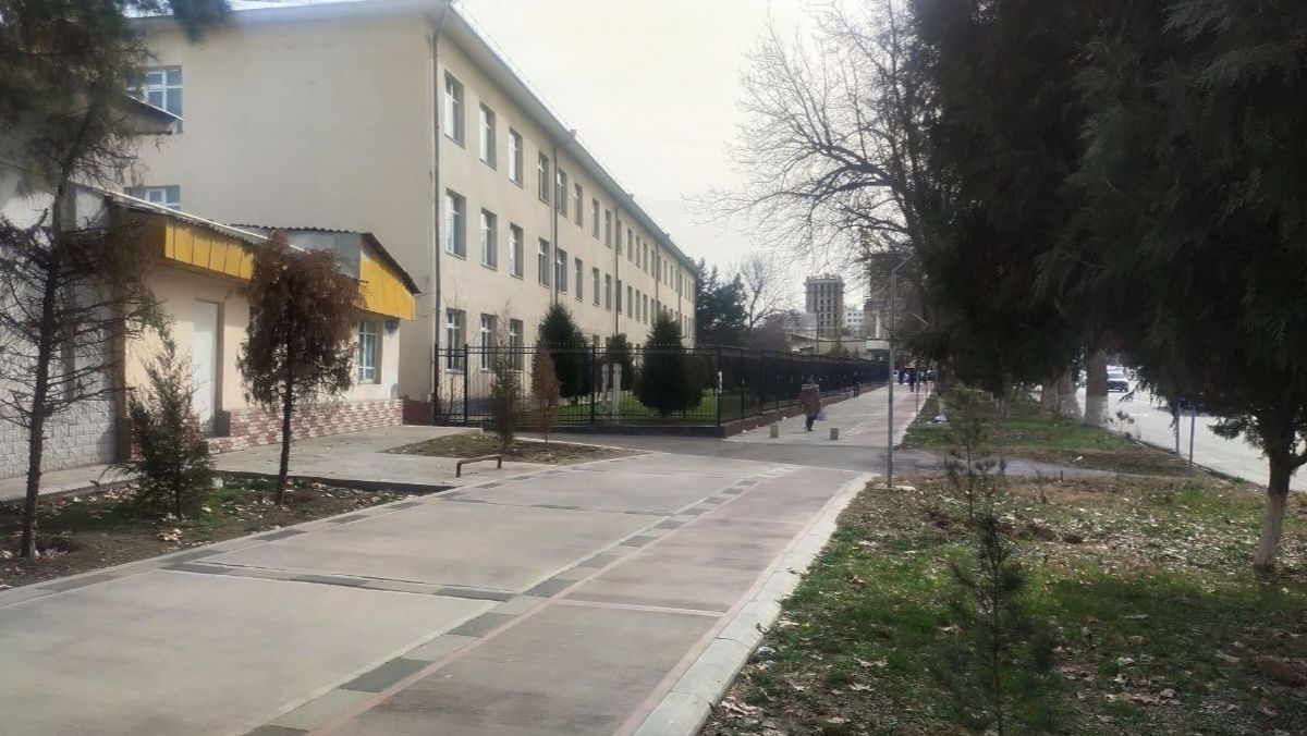 Юнусабад Амир Темур уй сотилади биринчи линия